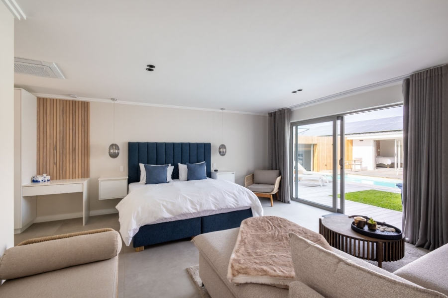 6 Bedroom Property for Sale in Cutty Sark Western Cape